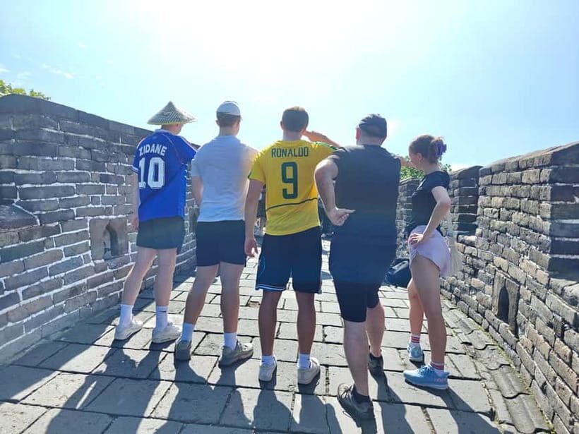 Afternoon Sightseeing Bus Guided Tour to Mutianyu Great Wall - From meeting point to Mutianyu: how the day really works