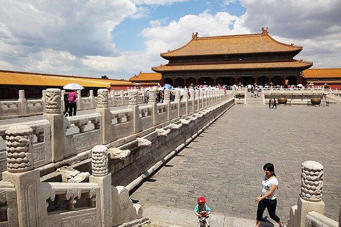 Beijing 2-Day Tours: Great Wall, Forbidden City & Top Highlights - Mutianyu Great Wall: Cable Car Options, Ramparts Time, and a Real Lunch Break