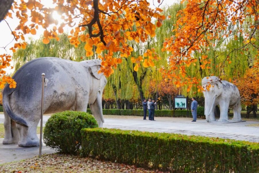 Beijing: Badaling Great Wall & Ming Tombs VIP Skip-the-Line - Hotel Pickup and the 1.5-Hour Drive That Actually Helps