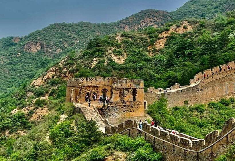 Beijing: Great Wall Layover Tour with a Native - The Electric Car Ride: Fast Enough to Feel Productive