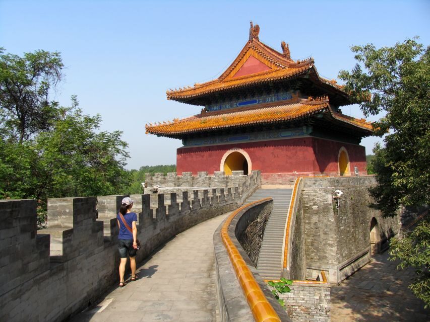 Beijing: Mutianyu Great Wall and Ming Tombs Private Tour - Who should book this private day trip