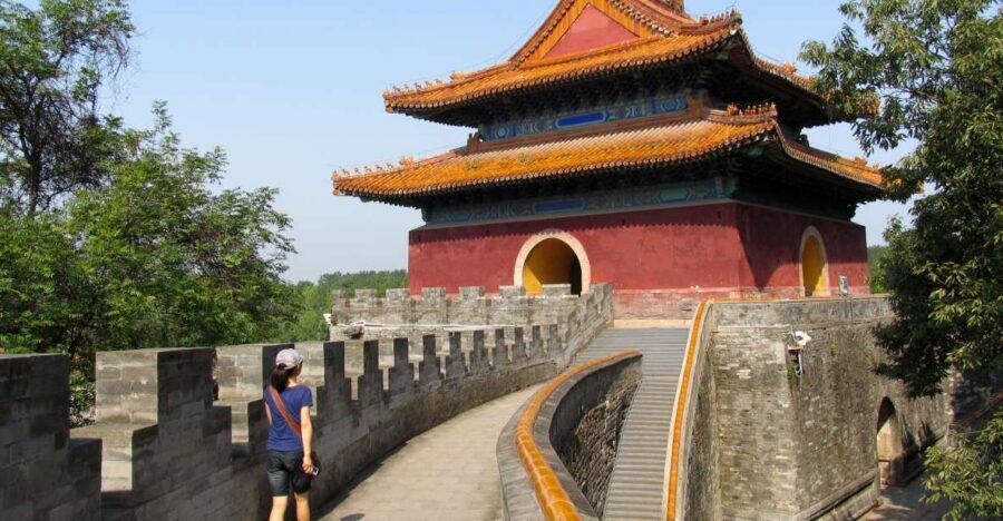 Beijing: Mutianyu Great Wall and Ming Tombs Private Tour - Ming Tombs at Tianshou Mountain: Sacred Way or direct to the tombs