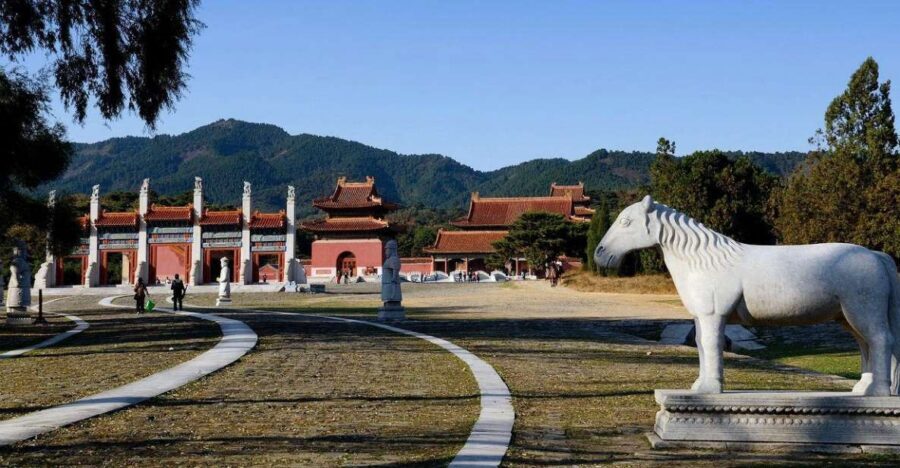 Beijing:Eastern Qing Tomb/Huangyaguan Great Wall/Dule Temple - Why This Qing Tomb, Great Wall, and Tianjin Temple Day Makes Sense
