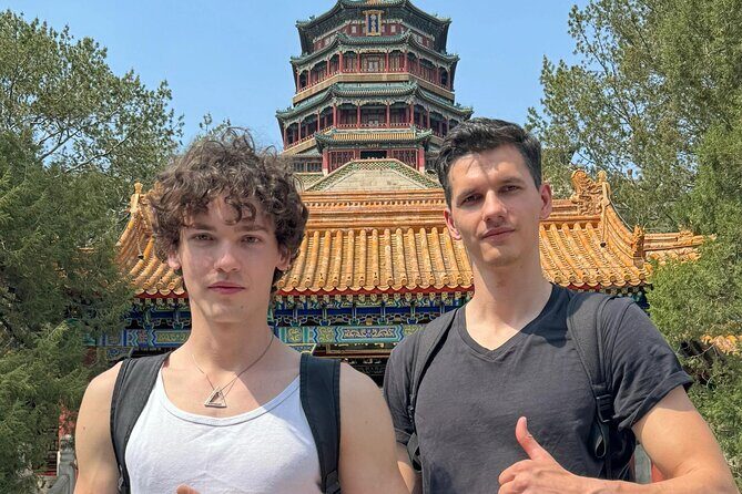 BusDa-Private Full Day Ancient Great Wall and Summer Palace - Private guiding that people actually remember: Jackie Chan, Yo-yo, Yuly, Jojo, Betty
