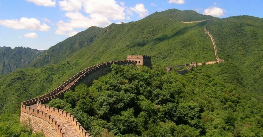 From Beijing: Mutianyu Great Wall Private Tour with Lunch - Arriving at Mutianyu: what the first walk is really like