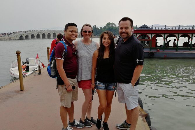 Full-Day Private Tour: Summer Palace and Badaling Great Wall - Entering Summer Palace: Kunming Lake views and royal garden walking