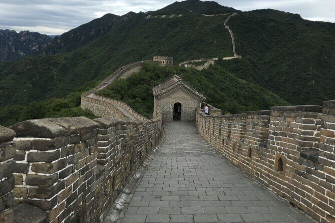 Full-Day Tour of Mutianyu Great Wall, Summer Palace - Mutianyu Great Wall: a smarter choice than a drive-by wall