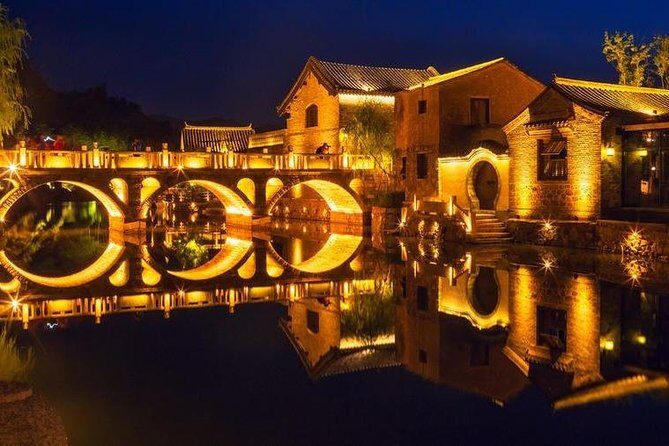 Gubei Water Town and Simatai Great Wall Private Day Tour - Gubei Water Town: 3 hours for courtyards, lakeside scenery, and easy walking