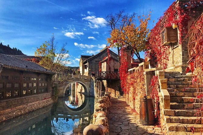 Gubei Water Town and Simatai Great Wall Private Day Tour - Private pickup and the long drive out of Beijing