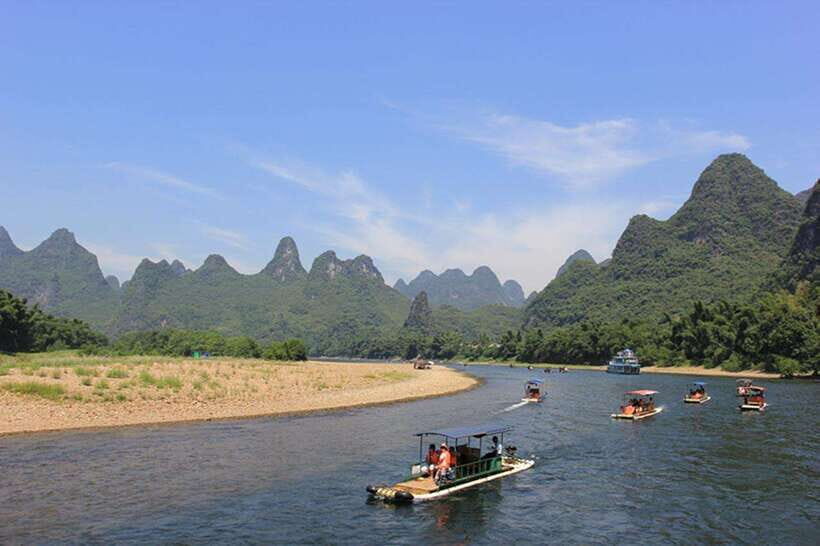 Highlights from Guilin to Yangshuo Full Day Private Tour - Fuli Ancient Town and traditional paper making (a fun cultural pause)