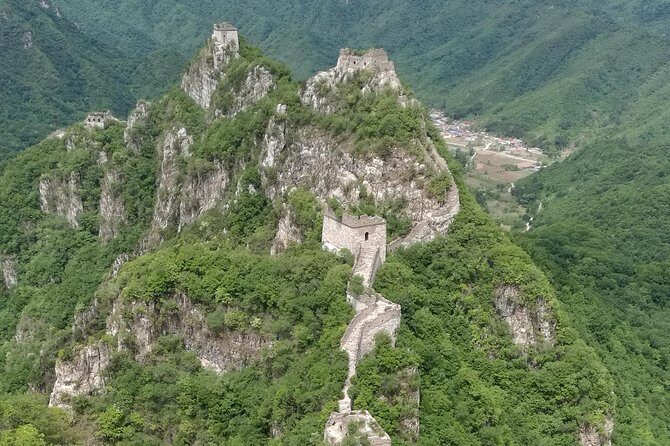 Jiankou Great Wall (To Mutianyu) Private Guided Day Tour - Benny and the value of a guide who handles the tricky section