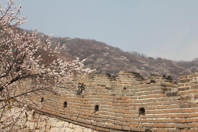 Jinshanling Great Wall to Simatai West Sunset Hiking Private Tour - Simatai West finish: getting to the next part without chaos