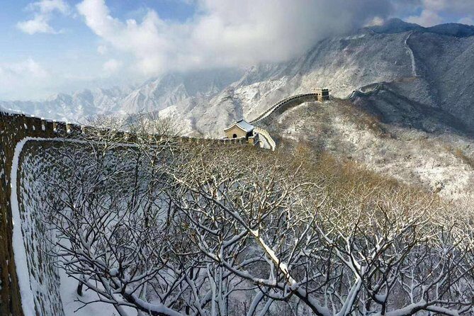 Layover Private Tour to Mutianyu Great Wall from Capital Airport ( PEK) - Upgrade Choice: Guided Wall Walk and Chinese Lunch