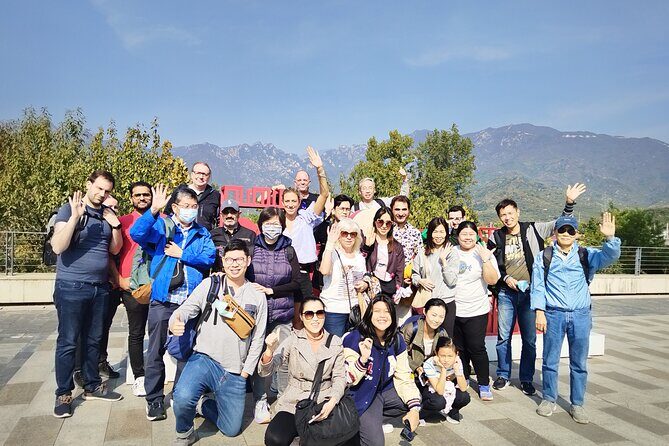 MuBus: Mutianyu Great Wall ENG/ESP/RUS Guided Bus Tour - Inside Mutianyu: shuttles, uphill/downhill support, and how to choose your route