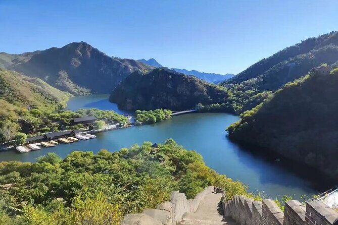 Mutianyu Great-wall and Huanghuacheng Water Great-wall Tour within One Day - Huanghuacheng Great Wall: water scenery and a more rugged feel