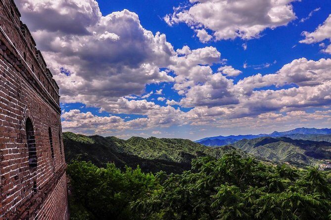 Mutianyu Great Wall Private VIP Tour with Peak Restaurant Dining and Cable Car - The cable car or chairlift plus toboggan combo