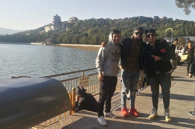 Mutianyu Great Wall & Summer Palace Private Layover Guided Tour - Should you book this private layover tour?
