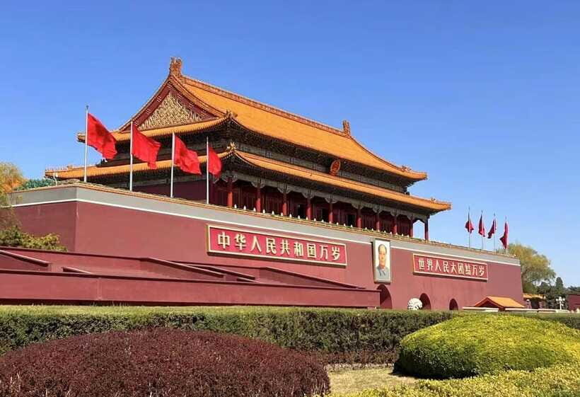 Private Beijing Layover Tour: Great Wall and Forbidden City - What you’re paying for: VIP tickets, guide support, and included extras