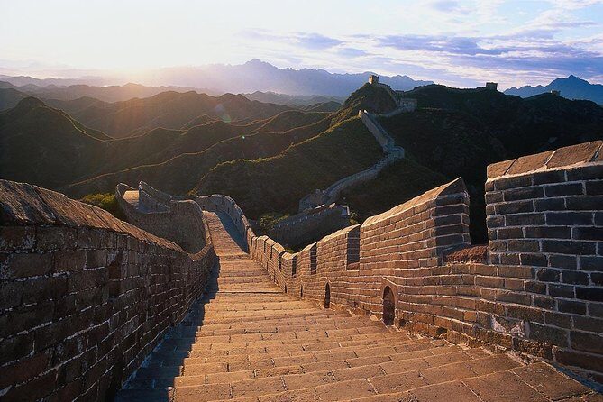 Private Huanghuacheng Great Wall Hiking Tour from Beijing with Local Tasty lunch - The Hike Itself: 50 Concrete Steps, Then a Dirt Trail to the Wall