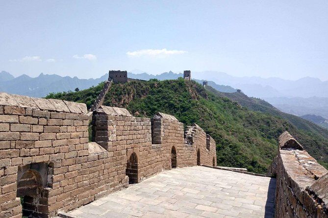 Private Mutianyu Great Wall Flexible Trip English Speaking Driver - Driver help: English support, guidance level, and what you should expect
