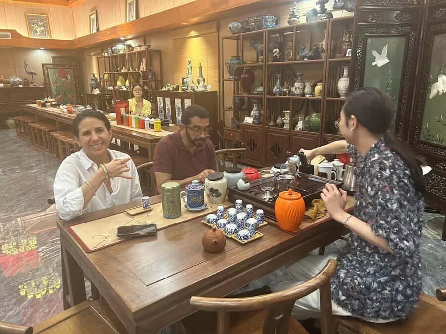 Private Tour-Great Wall Sunset & Hutong Walk - Tea Tasting in the Afternoon: A Cultural Stop With One Smart Caution